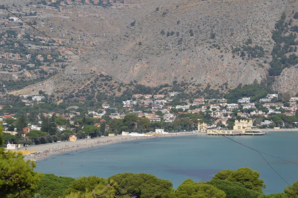 Mondello Holidays Habitación foto